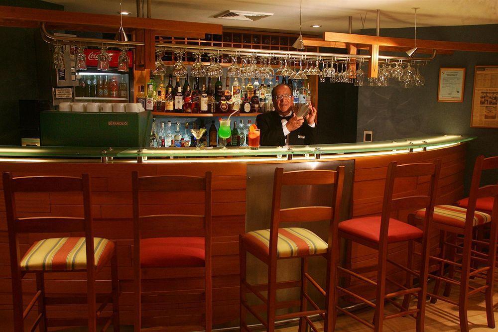 Del Pilar Miraflores Hotel Lima Restaurant foto